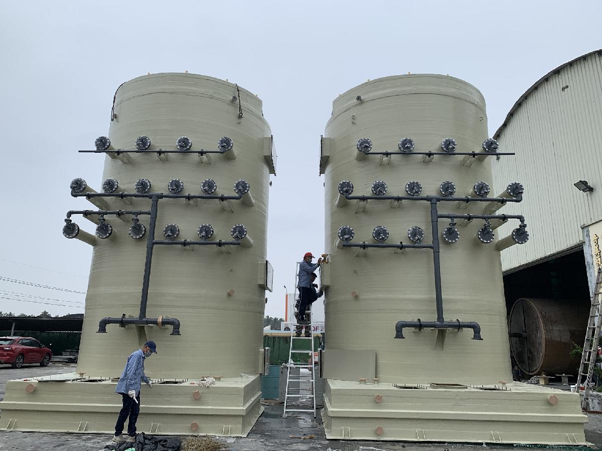 立式洗滌塔<電子>